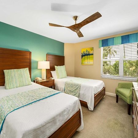 Gullwing Beach Front Resort Fort Myers Beach Exterior photo