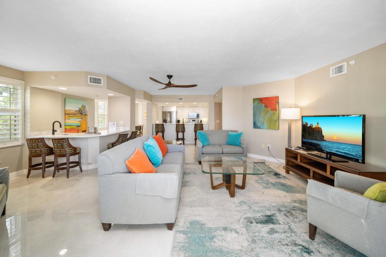 Gullwing Beach Front Resort Fort Myers Beach Exterior photo